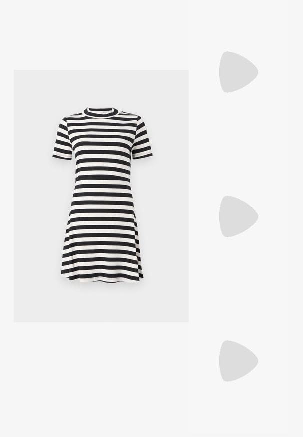 Juodos ir baltos juostos suknelė, pasižyminti ribotu tekstūru, trumpomis rankovėmis, aukštu kaklu ir platėjančia siluetu, siūlanti kasdienį stilių.; Auksiniai, metaliniai slingback aukštakulniai bateliai su smailiu pirštu ir masyviu kulnu. Lygus paviršius, minimalizmo dizainas ir siaura juostelė.; Juodas odinis krepšys su išlenkta forma, nuimamu dirželiu ir auksiniais detalėmis. Krepšys turi kilpą su sagtimi.; Aukso tono metalinės auskarai su stilingu, kreiviu dizainu. Išsiskiria ryškiu smailiu pavidalu, poliruota paviršiumi ir užsegimu su vyriu.