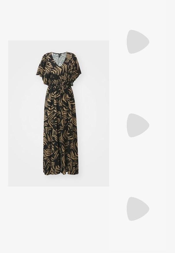 Vero Moda VMEVA EASY VNECK ANKLE DRESS  - Dnevna haljina - black; Cipele s visokom potpeticom i špicastim vrhom u srebrnoj, zlatnoj i nude boji. Sjajan finiš s izrezbarenim dizajnom, s potpeticom u obliku stiletto.; Srebrna metalik torbica s mekim, zaobljenim oblikom i čvorastim zatvaranjem na vrhu. Izrađena od glatke sintetičke kože.; Srebrne naušnice s obručima i uvijenim dizajnom, s poliranim završetkom i pričvršćivanjem na stražnjoj strani. Mjere otprilike 3 cm u promjeru.