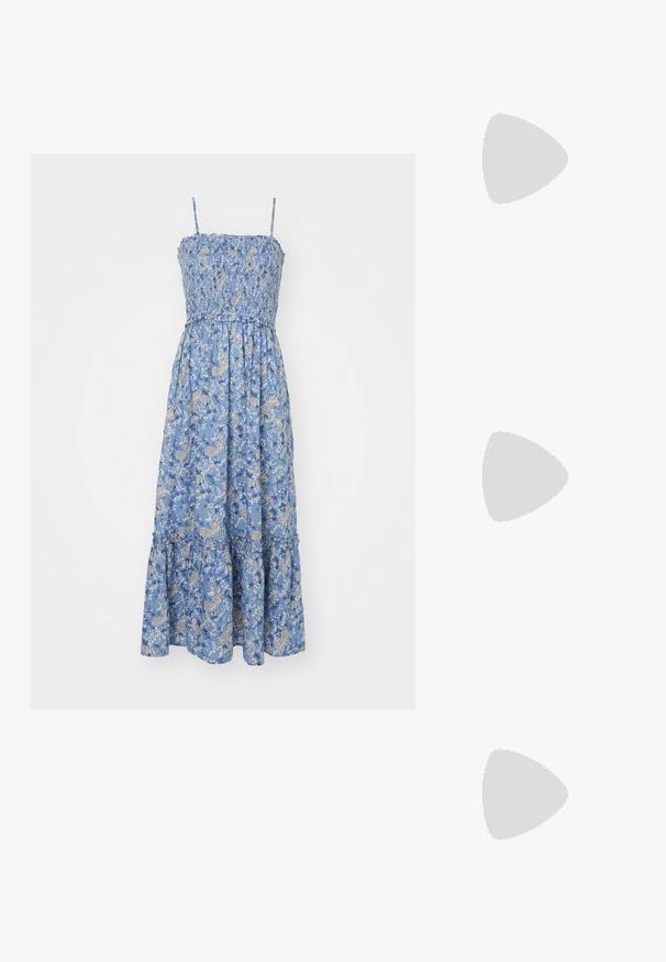 Modra cvetlična maksi obleka s smukanim zgornjim delom, tankimi naramnicami in plastovitim robom. Ponuja zapletene paisley in cvetlične vzorce na lahkem materialu.; Črne lakirane slingback pete s koničastim nosom in geometrijsko blokasto peto. Imajo eleganten, minimalističen dizajn in gladko teksturo.; Črna usnjena torbica s ukrivljeno obliko, z odstranljivo naramnico in zlatimi dodatki. Torbica ima pokrov s podrobnostmi v obliki zaponke.; Srebrn dvojni prstan z gladko, polirano površino. Ima tekoč, ukrivljen dizajn z prekrivajočimi se sekcijami za sodoben videz.
