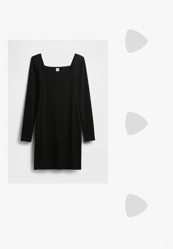 Svart langermet kjole med firkantet halsutringning, laget av et glatt og elastisk stoff. Enkel, tettsittende design uten ekstra mønstre eller detaljer.; Sorte skinnankelsko med firkantet tå, glidelås på siden og blokkhæl mot en vanlig lys bakgrunn.; Skilpaddeskall solbriller med ovale linser, brunfargede, tynne stenger med teksturert mønster, lett plastisk ramme.; Svart skinn toteveske med jevn tekstur, strukturert form, to håndtak og en fremtredende sølvspenne foran.