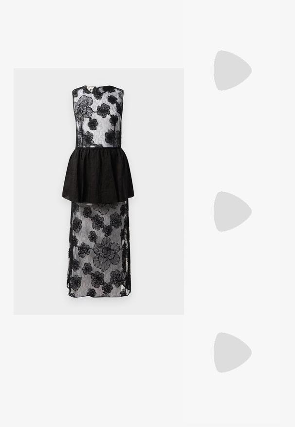 Musta mekko, jossa on pitsikerros kukkakuviolla, peplum-vyötärö, hihaton muotoilu ja pitkä, hoidettu siluetti.; Mustat patenttinaiset korkokenkiä, joissa on teräväkärkinen muotoilu, nilkkaremmillä ja paksulla kantapäällä. Sujuva pinta ja kiiltävä viimeistely.; Musta nahkainen käsilaukku, joka on kaareva muotoilultaan, irrotettavalla hihnalla ja kultaisilla yksityiskohdilla. Laukussa on läppä, jossa on solk yksityiskohta.; Musta punottu nauha, jossa on kiiltävä kultainen sydänriipus, jossa on suorat kaaret ja kiiltävä pinta.