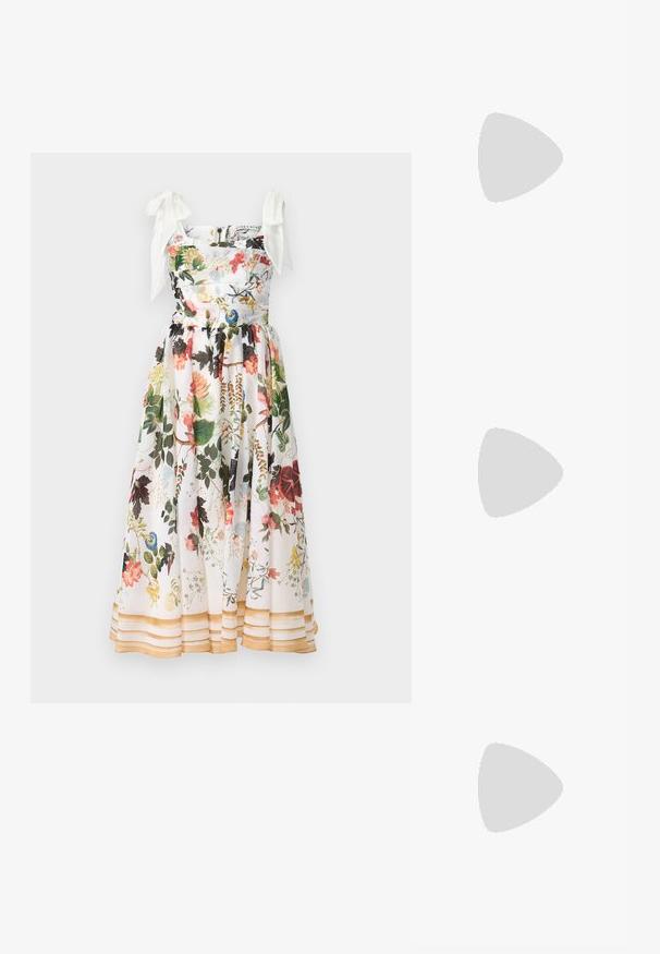 Alice + Olivia HAVEN MIDI DRESS - Vapaa-ajan mekko - blush kiss vanilla; Musta nahkainen avokärkinen korkokenkä, jossa on matala korko. Kenkä on sileäpintainen ja siinä on himmeä kiilto. Edessä on avoin leikkaus, joka lisää yksityiskohtaisuutta.; Kultaiset paljetti-clutchet, joissa on suorakulmainen muotoilu, kierretty ketjukahva sekä metallinen lukitus, heijastavat valoa teksturoidun pinnan ansiosta.; Lauren Ralph Lauren BASIC SMALL HOOP - Korvakorut - gold-coloured