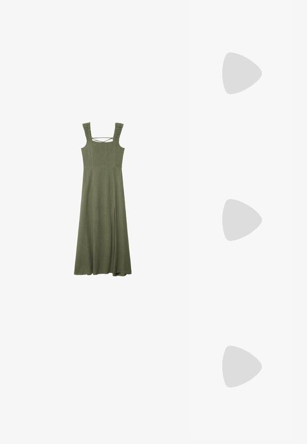 Robe maxi sans manches vert olive avec des bretelles froncées texturées et un décolleté carré ; présente une fente sur le côté pour faciliter les mouvements.; Chaussures slingback beiges avec un embout pointu, finition laquée brillante, talon intermédiaire et bride réglable. Design minimaliste avec des côtés ouverts.; Lunettes de soleil en écaille de tortue avec des verres rectangulaires, monture épaisse et verres teintés foncés. Texture lisse et design minimaliste.; Sac à main en paille tissée avec une silhouette courbée, doté d'une bandoulière en cuir noir lisse et d'une petite pochette assortie attachée par une sangle pour le poignet.