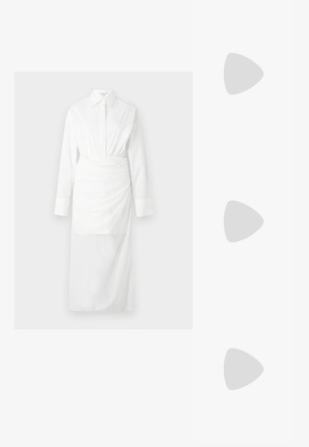 Et Ochs HADLEY SHIRT DRESS - Kreklkleita - ivory; Balti lakoti ādas augstpapēžu kurpes ar smailu purngalu un gludu virsmu, ar plānu papēdi un zemu griezumu ap atveri.; Melni saulesbrilles ar taisnstūra rāmjiem, tumšiem stikliem un gludu, spīdīgu apdari. Rāmjiem ir plānas kājas ar izsmalcinātu zīmolu uz sāniem.; Michaela Korsa rokassomi bez̦ā īšojuma, kas izgatavota no apklāta kanvas, iekļaujot atkārtotu MK logotipa rakstu, zelta aparatūru un noņemamu ķēdes siksnu.