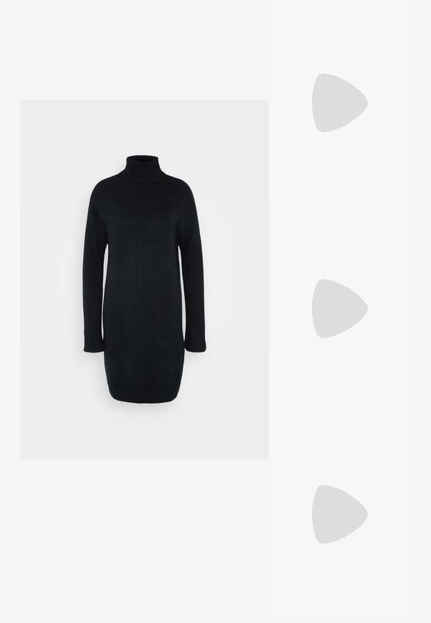 Svart polotröja klänning gjord av mjukt, texturerat tyg. Långa ärmar med ribbade manschetter, rak silhuett och knä-lång design.; Svart sandaler med remmar och fyrkantig tå samt låg blockklack. Har flera tunna remmar och en justerbar ankelrem. Tillverkad av mjukt läder.; Svart läder crossbody-väska med en slät yta, rektangulär form och metallickedjedetalj på framsidan. Justerbar rem ingår.; Silver ring med dubbel band och en slät, polerad yta. Har en flödande, böjd design med överlappande sektioner för en modern stil.
