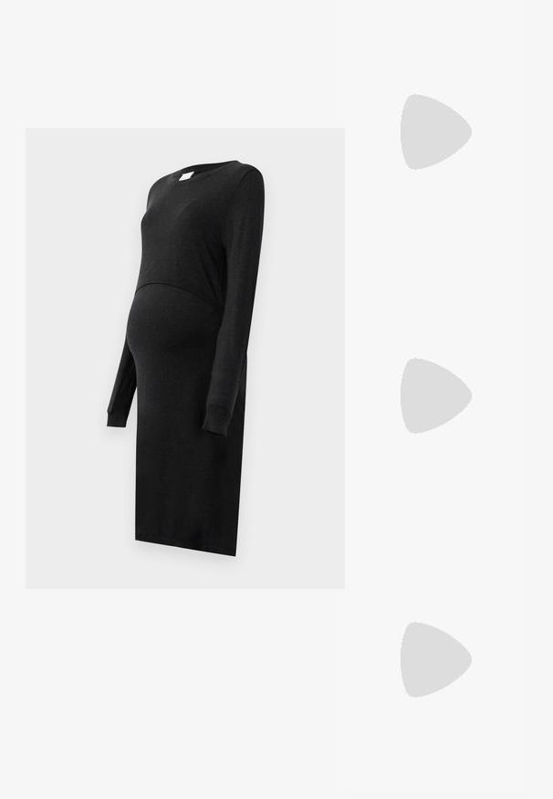 Grūtniecības kleita melnā krāsā, ar garām piedurknēm, mīksts audums, pieguļošs augšdaļā un brīvs apakšā, ceļa garuma dizains un apaļa kakla izgriezums.; Melnas potītes kurpes, izgatavotas no spīdīga materiāla, ar kvadrātveida purngalu un konusveida papēdi, novietotas uz spīdīga sudraba izšūta fona.; Melnas saulesbrilles ar taisnstūra formu, matētu apdari, tumšiem stikliem un nedaudz izliektām kājām. Diskrēts logo akcenti uz vienas kājas.; Sudraba riņķveida auskari ar gludu, spīdīgu apdari. Apaļas formas, viegla dizaina, ar aizdari uz stieples.