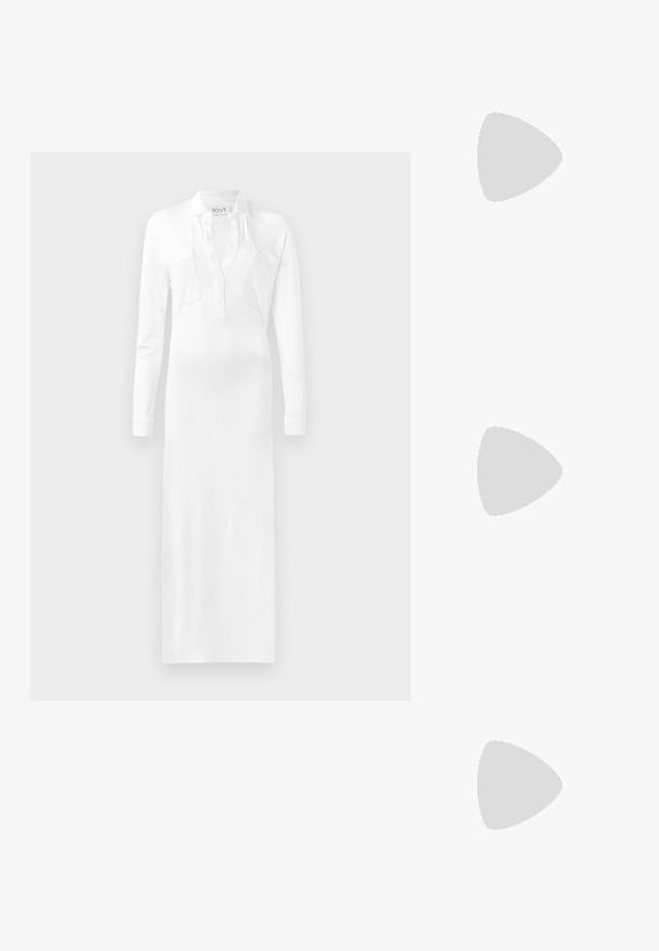 Fehér, hosszú ujjú ruha gallérral és két mellzsebbel, sima anyagból készült, amely a földig ér. Placket nyitással rendelkezik.; Fehér bordázott ujjatlan felsőrész körkivágással és fém részleteléssel a vállon. Puha tapintású, testhezálló fazonú.; Fekete hegyes orrú magassarkú cipő krokodilbőr textúrával, letisztult dizájnnal, magas tűsarkú és sima fekete belső résszel.; Fekete bőr kézitáska ívelt designnal, ezüst szegecsekkel, csattal és két oldalsó zsebbel. Állítható vállpánt a hordozási lehetőségekhez.