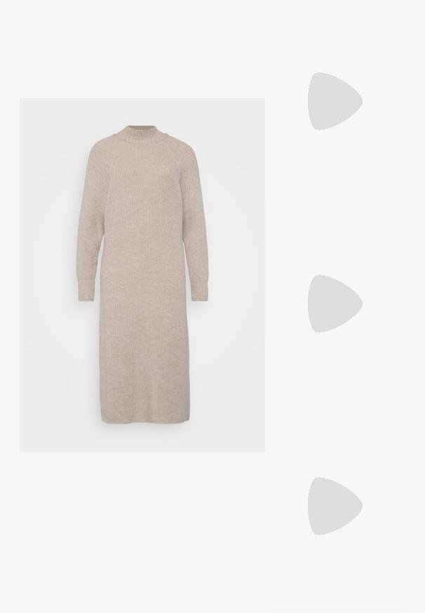 Garšs, bēšs adīts kleita ar augstu kakla izgriezumu, garām raglan piedurknēm un ribota apakšmala. Mīksta tekstūra ar brīvu, taisnu piegriezumu.; Trīs garām piedurknēm apgrieztas blūzes, sakrautas, krāsās balta, bēša un blāvi tumši zila, ar apaļiem kakla izgriezumiem, uz gaiši pelēka fona.; Melnas potītes zābaku ar spīdīgu apdari, kvadrātveida pirkstu un biezu bloku papēdi. Dizainā ir bezšuvju siluets un minimāla zīmola identitāte.; Sudraba metāla gredzenveida auskari ar matētu faktūru, ar apaļu dizainu un caurspīdīgu aizdari, lai nodrošinātu drošu valkāšanu.