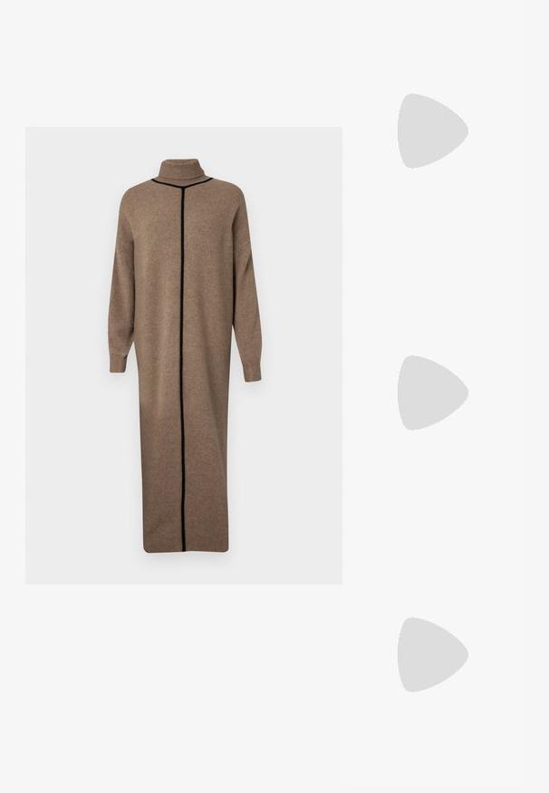 Vestido de punto marrón con cuello alto y mangas largas. Cuenta con una costura vertical en negro que contrasta por el frente. Tiene un ajuste suelto y recto.; Mule de charol negro con tacón alto, punta afilada y una silueta elegante, con un escote abierto en la parte posterior y un tacón de aguja delgado.; Gafas de sol negras en forma de cuadrado con lentes oscuros, montura de plástico suave y sutiles acentos en forma de ala en las patillas.; Bolso de mano de cuero negro con un diseño curvado, que cuenta con tachuelas plateadas, una hebilla y dos bolsillos laterales. Correa ajustable para opciones de transporte.