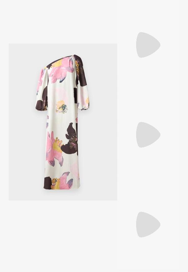 Blumenkleid mit schulterfreiem Design und Puffärmeln. Mit großen pinken und gelben Blumen auf einem cremefarbenen Hintergrund. Hergestellt aus weichem, fließendem Stoff.; Schwarze Lack-Slingback-Pumps mit spitzem Zehenbereich, versehen mit strukturiertem Schlangenprint, verstellbarem Riemen und einem kurzen, strukturierten Blockabsatz.; Schwarze Leder-Umhängetasche mit zwei vorderen Taschen, goldenen Schnallen, Reißverschluss und einem schmalen Tragegurt. Texturierte Oberfläche und kompakte rechteckige Form.; Ohrringe in Goldfarbe mit einem rechteckigen, durchsichtigen Kristall, der unter einer Reihe kleiner, runder klarer Akzente hängt. Elegantes, modernes Design.