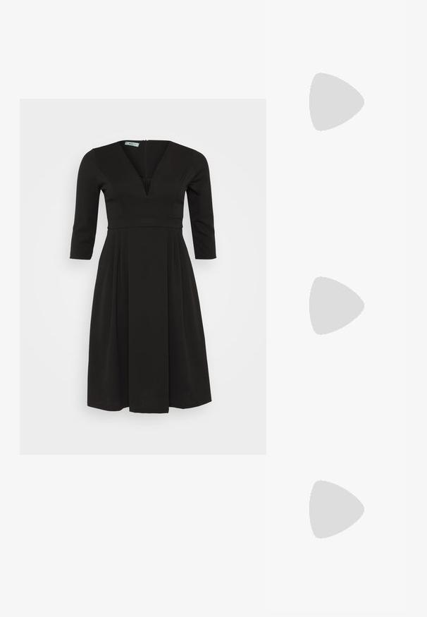Abito nero realizzato in tessuto liscio, con scollatura a V profonda, maniche a tre quarti e una gonna plissettata con zip sul retro.; Décolleté a punta in pelle verniciata marrone scuro con tacco stiletto basso e silhouette slanciata, caratterizzate da un vamp leggermente rialzato.; Borsa a tracolla con stampa leopardata in ecopelle testurizzata, dotata di un accentuato triangolare in tonalità oro e una tracolla removibile.; Orecchini a cerchio in oro con un design ondulato e testurizzato. Presentano una chiusura a filo sottile e una superficie lucida e riflettente.