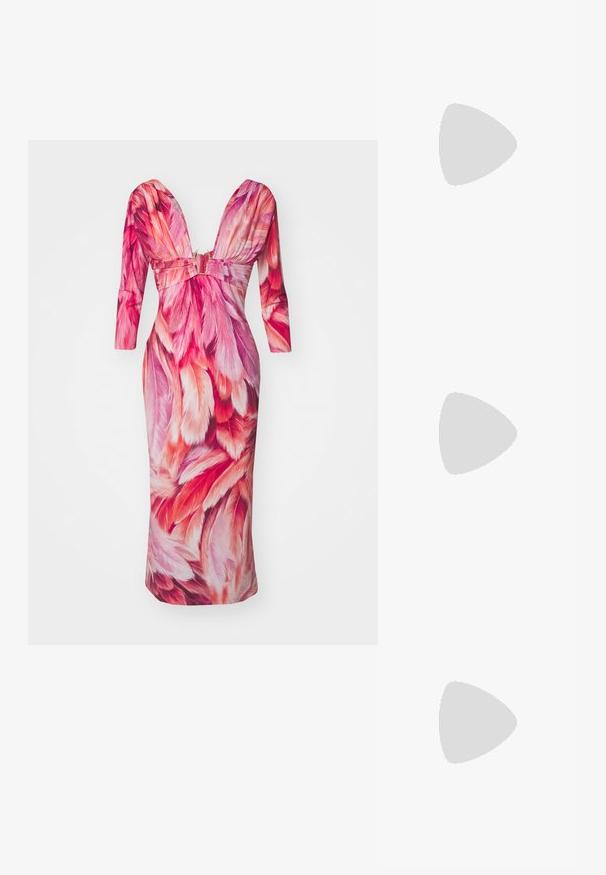 Roberto Cavalli Trikotaažkleit - red; Valgete nahast kõrge kontsaga kingad, terava varbaga, ankle strapiga ja kitsaste stiletto kontsadega. Sile tekstuur koos peene läikega.; Valge nahast kott tekstureeritud viimistlusega, millel on kuldne kettling ja mustad aktsendid. Include eesmine tasku ja tõmblukk.; Kuldtooni kõrvarõngad, millel on ristkülikukujuline, selge kristall, mis ripub allapoole väikeste ümmarguste selgete aktsentide rida. Viimistletud, kaasaegne disain.