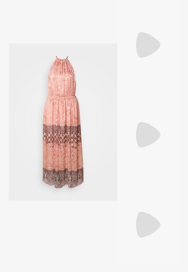 Robe maxi en tissu pêche doux avec un décolleté halter. Présente des motifs floraux, une taille élastique et une bordure décorative en bordeaux foncé et gris.; Ballerines blanches en cuir avec un bout pointu, une boucle sur le côté et un petit talon noir. Texture lisse et design minimaliste.; Sac fourre-tout en suédine grise avec deux poignées en cuir foncé. Présente des coutures sur les côtés, une texture douce et une ouverture spacieuse.; Quatre bagues en argent de designs variés : bande torsadée, courbes superposées, cristaux délicats et une bande lisse avec de petits accents.