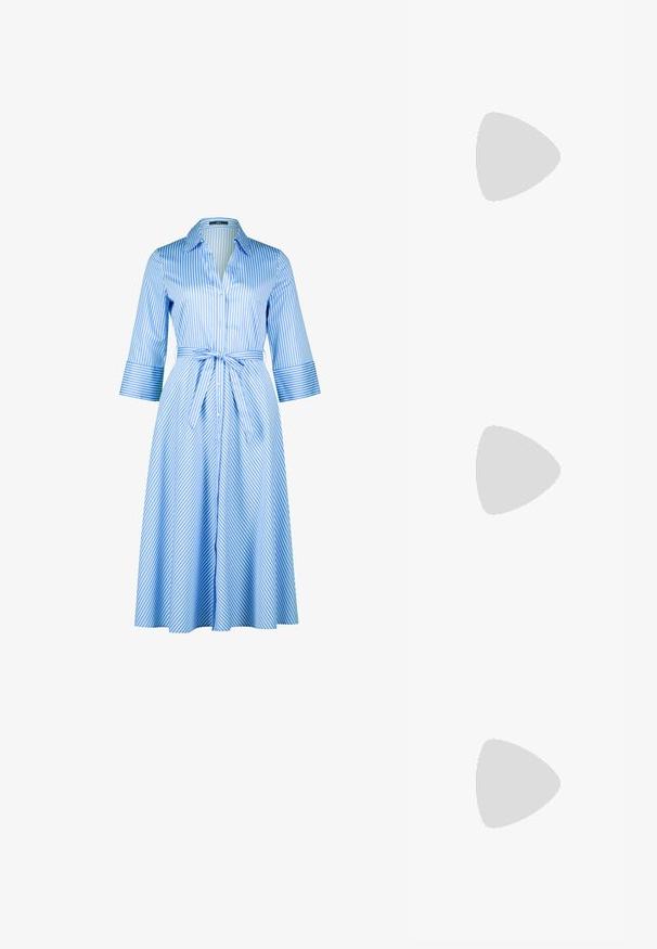 Blå og hvid stribet skjorte kjole med knaplukning foran, krave, trekvartærmer og et matchende bælte i taljen.; Rosa patenteret læder slingback hæle med spids tå, dekorativ sløjfe foran og en slank stiletto hæl. Glat tekstur.; Gucci Solbriller - gold-coloured/pink; Lyserød læderhandtaske med en buet klap, enkel skulderrem og rene linjer. Tasken har en glat overflade og et minimalistisk design.