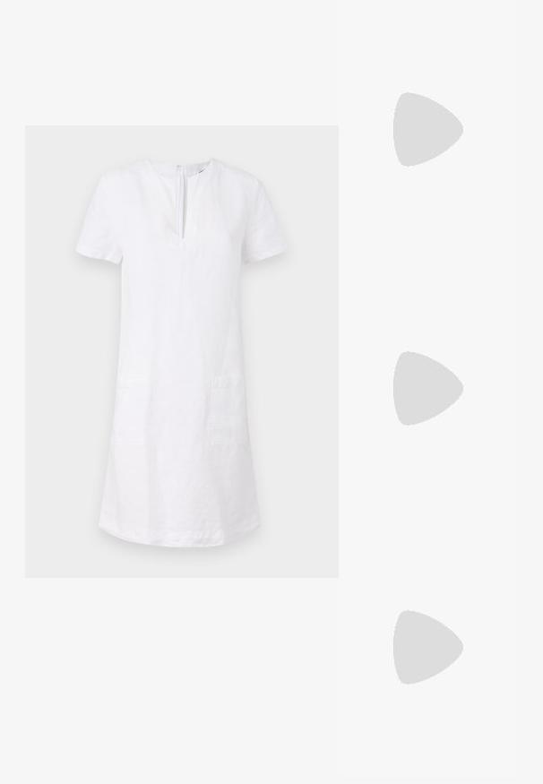 ASPESI ABITO - Vapaa-ajan mekko - white; Mustasilkki slingback-korkokengät, joissa on terävä kärki, minimalistinen muotoilu, ohut nilkkaremmi ja tyylikäs stiletto-korko. Silkkinen pinta.; Kullanışlı, pürüzsüz üst kısmı ve dokulu, örme tabanı ile altın rengi dokuma çanta. İnce, çıkarılabilir kayış içerir. Kompakt tasarım.; Koralliileveys kultasävyiset metallikorvakorut, joissa on veistoksellinen, spiraalimainen muotoilu. Ominaisuuksiin kuuluu sileät pinnat ja valoa heijastavat kaaret.