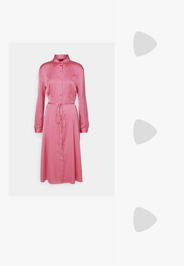 HUGO KLEOMA - Haljina-majica - open pink; Crne sandale na visokoj potpetici imaju tanke trake s čvorastim dizajnom, glatki kvadratni vrh i elegantnu stiletto petu.; Svijetlosivi metalik ruksač s lancem, ukrašen malim okruglim metalnim zakovicama i trokutastim logotipom marke.; Srebro naušnice u obliku prstena s glatkom, sjajnom završnom obradom. Zaobljenog oblika, laganog dizajna, s kopčom na poleđini.