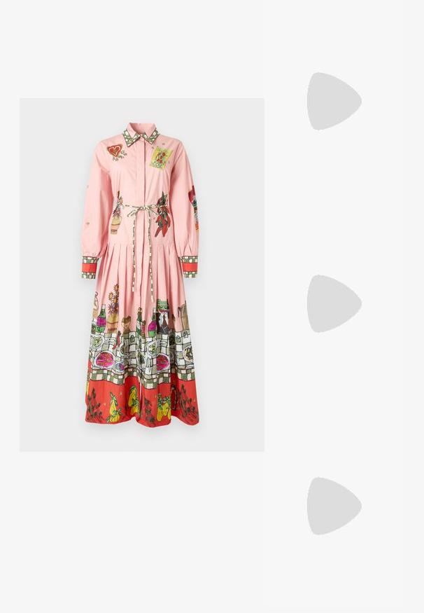 Roosa puuvillane kleit pikkade varrukatega, kaelusega, vöö seotakse ja värvilised, detailitäis trükised ääres ja varrukatel.; Must must have must toote tõmblukuga, dekoratiivsed rihmad metallist silmadega ja madal blokk-kand. Tekstureeritud pind.; Gucci Päikeseprillid - pink; Beez tekstuuriga käekott reguleeritava rihmaga, kahe esikoti ja lukuga, mis on kindlustatud pandlatega, ning kuldsete detailidega. Ülemine luku sulgemine.