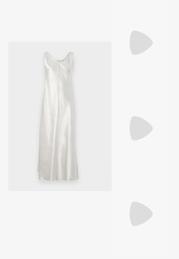 Max Mara Leisure TALETE - Koktélruha / Partiruha - grigio perla; Fekete lakk bőrből készült, slingback magas sarkú cipők, hegyes orral, állítható bokapánttal és mérsékelt tömbsarkal. Simább textúra, fényes felület.; Pleátolt bézs bőr válltáska ezüst fém kerettel, két kerek díszcsattal és ezüst lánc pánttal.; Gyöngyvirág fülbevalók arany díszítéssel. Minden szirmon apró, kerek gyöngyök találhatók, amelyek virágos mintát alkotnak, és gyöngyös részletekkel vannak díszítve.
