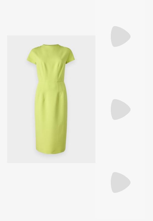 HUGO KALIMERA - Shift-haljina - bright yellow; Crne sandale na visokoj potpetici imaju tanke trake s čvorastim dizajnom, glatki kvadratni vrh i elegantnu stiletto petu.; Crne naočale s kutnim dizajnom u stilu mačjih očiju. Srebrni zrcalni leće. Tanji, lagani plastični okviri s suptilnim brendiranjem na sljepoočnicama.; Srebro naušnice u obliku prstena s glatkom, sjajnom završnom obradom. Zaobljenog oblika, laganog dizajna, s kopčom na poleđini.