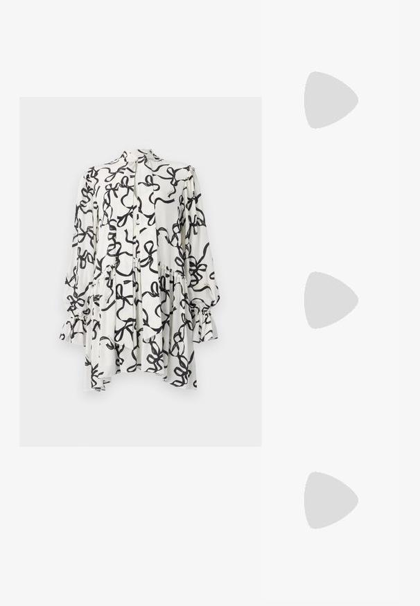 Bluză albă cu model abstract în dungi negre, mâneci lungi cu manșete elastice, închidere cu nasturi și un design lejer, stratificat.; Tricou alb cu mânecă scurtă, confectionat dintr-un material texturat. Gât rotund, tăietură regulară și detalii subtile de cusătură. Fără modele sau grafice.; Balerini din piele neagră, cu vârf rotund, textură netedă, detalii de cusătură minimale și un design al tălpii flexibil.; Sœur Geantă crossbody - cognac