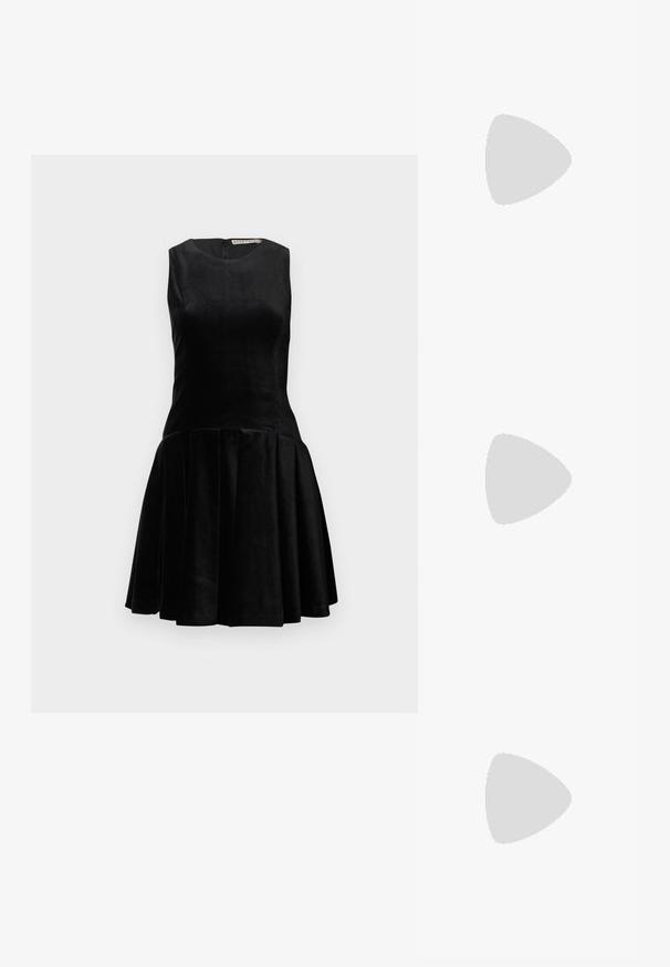 Black sleeveless dress made of velvet fabric, featuring a fitted bodice and flared pleated skirt, with a round neckline and back zipper.; Brown leather ankle boot with a square toe, textured finish, and a low stacked heel. Features a rear pull tab and subtle stitching details.; Brown crocodile-embossed leather bag with a cylindrical shape, gold-tone hardware, and a detachable strap featuring studs.; Rabanne XL LINK  DOUBLE HOOP EARRINGS - Earrings - gold-coloured