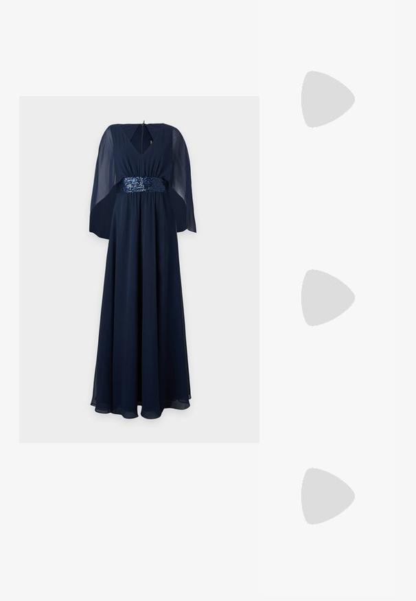 Rochie maxi bleu marin cu decolteu în V și mâneci din voal transparente. O talie cu paiete adaugă textură și strălucire. Țesătură netedă și fluidă.; Pantofii cu toc înalt, argintii, cu vârf ascuțit, finisaj metallic, două curele decorative și un toc subțire cu vârful negru.; Geantă neagră din piele cu model croco, cu o formă curbată, curea de umăr detașabilă și un accent metalic elegant pe față.; Cercei din argint cu un design elegant și rotund, având o suprafață netedă și fără embellismente vizibile. Diametrul nu este specificat.