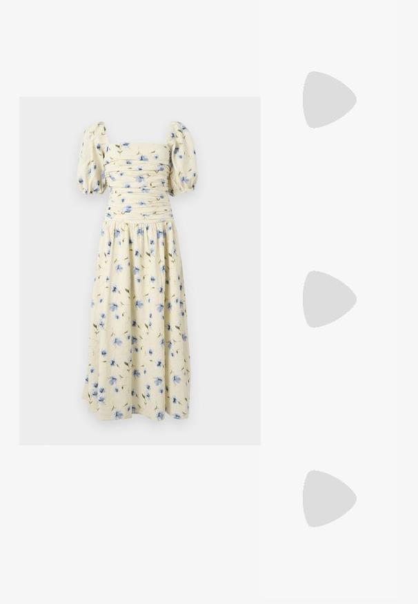 Abito midi floreale in giallo chiaro con motivi di fiori blu. Presenta maniche a sbuffo e un corpino aderente con dettagli arricciati.; Scarpa slingback in vernice nera con punta affusolata, cinturini alla caviglia con fibbie in argento e accessori, e tacco sottile.; Borsa a mano metallica dorata con un design strutturato, superficie liscia e tracolla regolabile. Presenta una forma triangolare unica e cuciture minimaliste.; Orecchini in tono oro caratterizzati da forme ondulate eTexture. Comprendono chiusure clip-on scultoree e un design a cerchio aperto con finitura martellata.