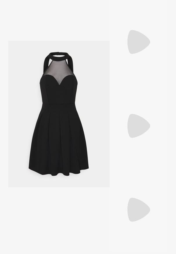 Vestido preto com decote halter e painel em rede. Apresenta um decote em forma de coração, saia plissada e corpete ajustado. Textura de tecido suave.; Sandal com salto branco, ponta afilada, material superior liso, salto bloco baixo e design com recortes laterais, com tira ajustável.; Óculos de sol redondos com lentes escuras e armação dourada. O modelo usa um cardigan canelado azul claro com botões e mangas brancas em contraste.; Pochete Michael Kors em tela revestida bege com padrão repetido do logotipo MK, ferragens douradas e uma alça de corrente destacável.