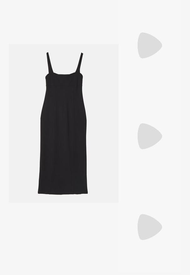 Robe noire sans manches avec un design ajusté, décolleté carré et coutures verticales. Fabriquée en tissu lisse, arrivant à mi-mollet.; Sandale en cuir noir avec un bout carré, des fines lanières, une bride de cheville ajustable et un petit talon. Présente un petit accent doré sur la lanière.; Sac à main en cuir noir embossé en crocodile avec un design structuré, une poignée supérieure, une bandoulière ajustable et un détail de logo en avant bien visible.; Boucle d'oreille en or avec un petit accent de gemme décoratif. Portée par un modèle aux cheveux raides, associée à une chemise blanche à col.