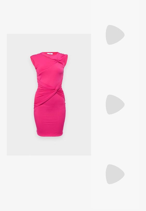 WAL G. TILLY CUT OUT MINI - Kokteiļkleita/ballīšu kleita - fuchsia; Melni papēžu sandales ar vairākiem krustveida siksnām. Gluda materiāla, norādīta purngala un šaura papēža. Regulējama potītes siksna ar sprādzīti.; Sudraba metāliska poga somiņa ar mīkstu, noapaļotu formu un mezgla augšējo aizdari. Izgatavota no gludas mākslīgās ādas materiāla.; Sudraba gredzenveida auskari ar savītu dizainu, kas ir ar pulētu apdari un ar aizmugurēju fiksāciju. Izmērs ir aptuveni 3 cm diametrā.