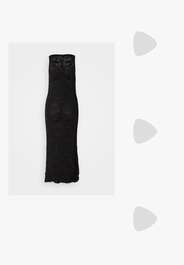 Fekete ujjatlan maxi ruha horgolt dizájnnal, geometrikus mintákkal és fodros szegéllyel. Texturált kötött anyagból készült.; Szürke rövid ujjú cropped top, függőleges bordázással, ráncolt részletekkel és állítható konyakkal az alján, hogy testhezálló illeszkedést biztosítson.; Beige sneakerek textúrázott anyagból, sima kontrasztos részletekkel, kerek talppal és fűzőkkel, egy rácsozott felület fölött lebegve.; Fekete, téglalap alakú napszemüveg sötét lencsékkel, oldalt arany GG logóval. Fényes műanyagból készült, egyenes szárakkal.; Fekete szintetikus bőr kézitáska ívelt kialakítással, cipzáras elülső zsebbel és díszítő fémalkatrészekkel, valamint levehető kerek érmés tárcával.