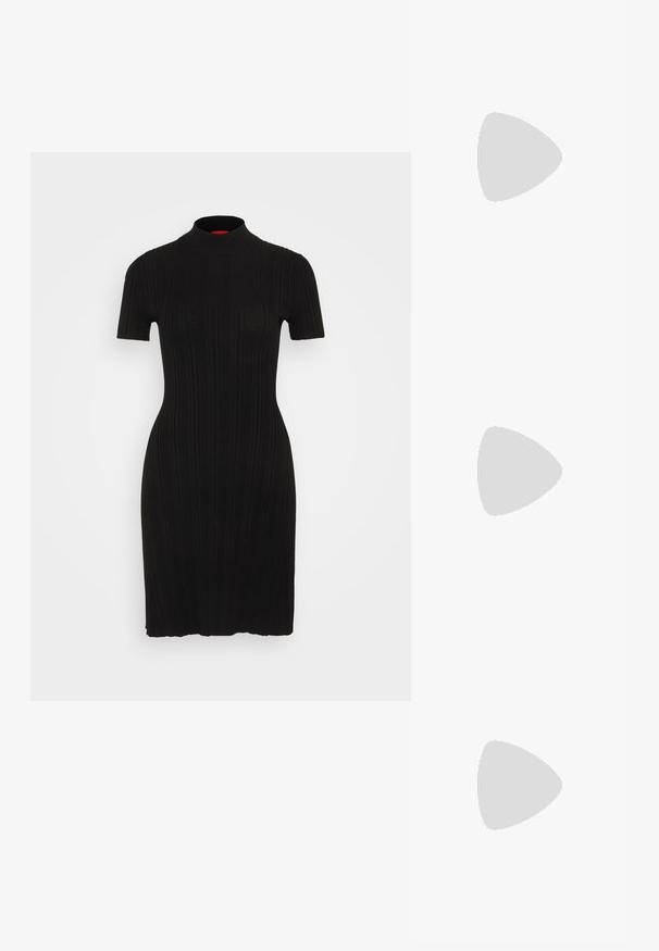Schwarzes, geripptes Kleid mit hohem Kragen und kurzen Ärmeln. Entworfen mit einer figurbetonten Silhouette und einer glatten Textur. Keine auffälligen Muster oder Akzente.; Schwarze Lackleder-Ballerina mit spitzem Zeh, einem Knöchelriemen mit Schnalle und einer glatten, glänzenden Oberfläche. Flacher Absatz für Komfort.; Schwarze rechteckige Sonnenbrille mit dunkelgrauen Gläsern, ausgestattet mit einem transparenten Rahmenende und einem eleganten, mattschwarzen Bügel. "Calvin Klein"-Logo am Bügel.; Silberne Creolen mit einer glatten, glänzenden Oberfläche. Abgerundete Form, leichtes Design, mit einer Steckverschluss. 