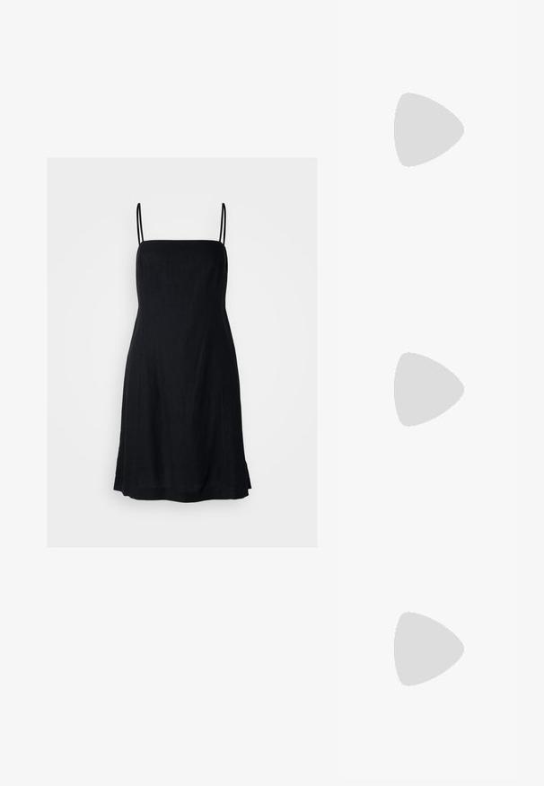 Gap Tall Rochie de zi - black; Pantofi negri fara toc, cu un material superior moale și texturat, avand doua bretele reglabile și un design cu vârf rotund, montati pe o talpă plată din cauciuc.; Ochelari de soare negri cu rame dreptunghiulare, finisaj mat, lentile întunecate și brațe ușor curbate. Accente subtile cu logo pe o ramă.; Cercei rotunzi din argint cu un finisaj neted și strălucitor. Design ușor, având o formă rotundă și închidere cu tijă.