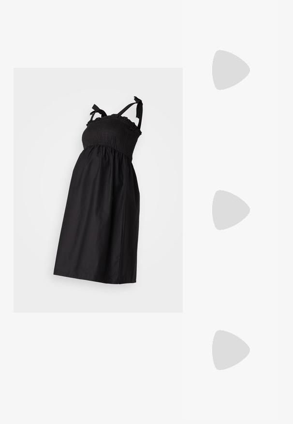 Melnā kleita ar regulējamiem lentu siksniņām, pinti krūšu daļu un brīvu svārku. Mīksta auduma ar gludu tekstūru un vienkāršu dizainu.; Melnas potītes kurpes, izgatavotas no spīdīga materiāla, ar kvadrātveida purngalu un konusveida papēdi, novietotas uz spīdīga sudraba izšūta fona.; Melnas saulesbrilles ar taisnstūra formu, matētu apdari, tumšiem stikliem un nedaudz izliektām kājām. Diskrēts logo akcenti uz vienas kājas.; Sudraba stīpas auskari ar gludu, spīdīgu virsmu, izceļas ar izliektaveida formu un aizdari ar tapu. Minimālistisks dizains ar mūsdienīgu apdari.