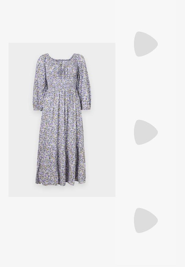 Rochie maxi cu imprimeu florar în nuanțe de mov, cu mâneci bufante, un corset elastic și fustă în straturi cu flori mici galbene și albe.; Pantof cu toc înalt și vârf ascuțit, cu o schemă de culori argintii, aurii și nude. Finisaj lucios cu un design decupat, având un toc stiletto.; Pouch bag metalizat argintiu, cu o formă moale și rotunjită și un închidere de tip nod la partea de sus. Fabricat dintr-un material sintetic din piele netedă.; Cercei din argint cu un design torsadat, având un finisaj lucios și închidere cu tijă. Au un diametru de aproximativ 3 cm.