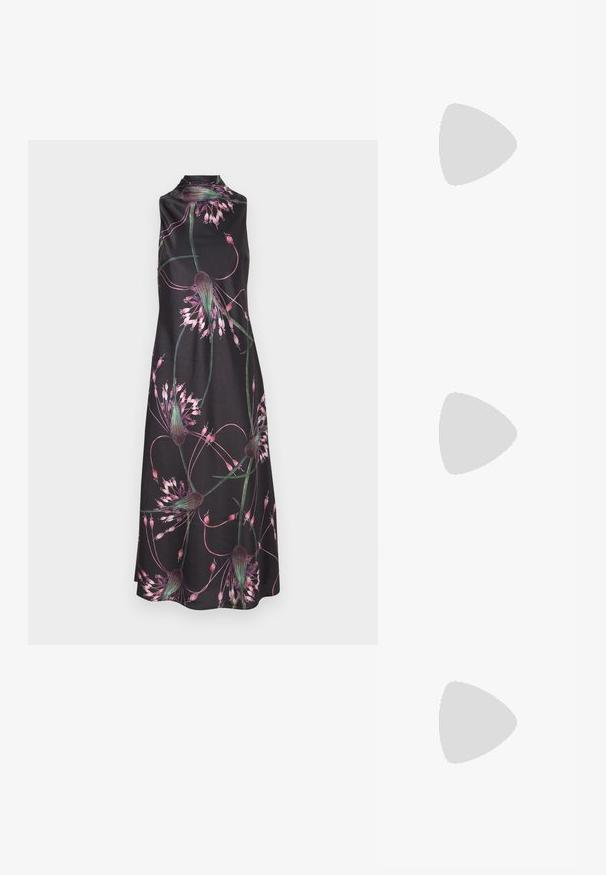 Ted Baker ANTUA - Koktajl obleka/za zabavo - black; Črne visoke sandale na peto imajo tanke naramnice z vozlom, gladek kvadratni toe in eleganten stiletto peto.; Svetlo siva kovinska torbica z verižnim ročajem, okrašena z majhnimi okroglimi kovinskimi bleščicami in trikotnim logotipom blagovne znamke.; Srebrne obročaste uhane z gladko, sijočo površino. Zaobljena oblika, lahka zasnova, z zapiranjem na zatič.