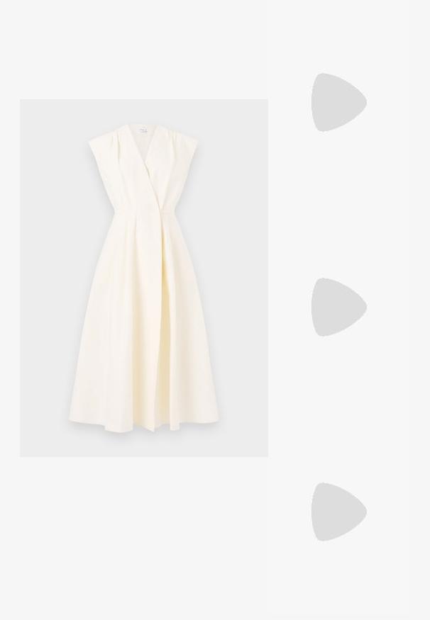 Marella OSSOLA - Rochie de zi - panna; Pantofii din piele neagră cu curea la spate au vârful ascuțit, prezentând un accent țesut și un design superior pliat. Talpa joasă cu hardware minim.; Ochelari cu ramă din tartan, cu lentile ovale și un finisaj elegant, neted. Prezintă margini subțiri cu o curbură subtilă la tâmple. Lentile clare.; THEMOIRè PHOEBE KNOTS - Geantă de pânză - black