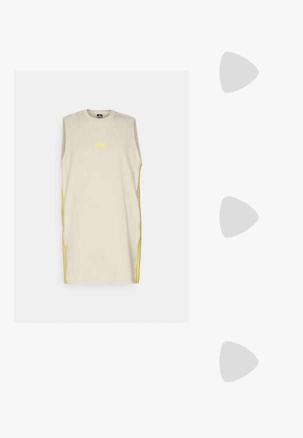 Beige bebrodinta sportinė suknelė be rankovių, su geltonu Adidas logotipu centre ir geltonomis detalėmis šoninėse siūlėse. Lygus paviršius.; Juodi šlepetės su kvadratiniu pirštu ir žemu bloku kulnu. Yra keli ploni dirželiai ir reguliuojamas kulkšnies diržas. Pagaminti iš lygios odos.; Juodas odinis per petį nešiojamas krepšys turi lygų paviršių, stačiakampio formą ir metalinę grandinėlę priekyje. Pridedama reguliuojama dirželis.; Auksinės tonacijos auskarai-žiedai su lygiu, poliruotu paviršiumi. Yra pusmėnulio forma ir patikimas užsegimas.