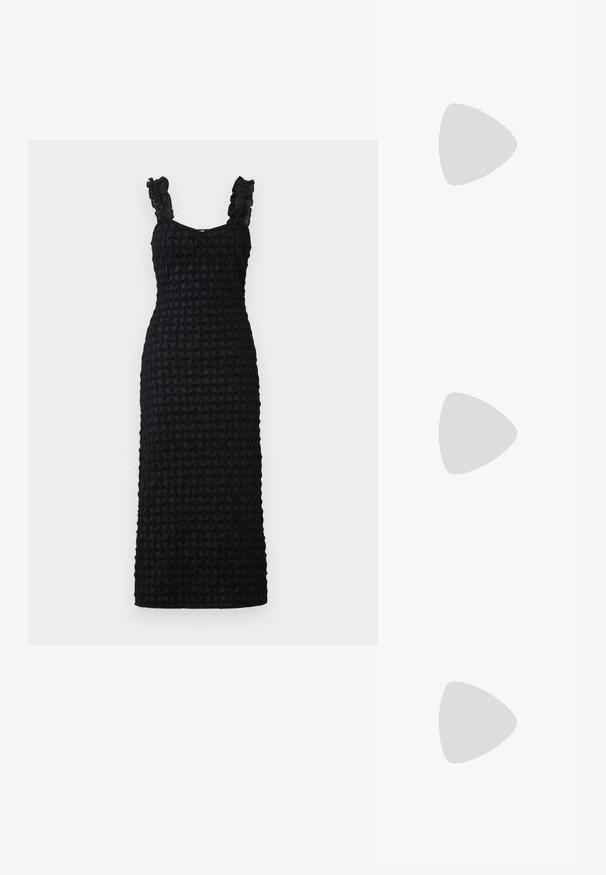 Hofmann Copenhagen CELESTE - Vabalt langev kleit - black; Musthave mustika tantsutossud mustast nahast, ümmarguse varbaga, siledast tekstuurist, minimaalse õmblusdetailiga ja paindliku tallakujundusega.; Must mustast mustakoti, millel on kuldne riistvara ja millel on lukuga sulgemine. Kanda üle keha halli kampsuni peal.; Kuldse tooni sõlm kõrvarõngad, millel on keeratud disain. Igal kõrvarõngal on ringikujuline läbipaistev tagaosa, mis tagab kindla kandmise.