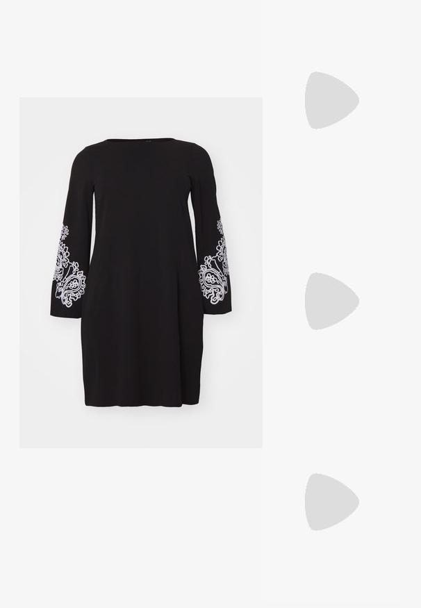 Vero Moda Curve VMCGIRA SHORT DRESS  - Robe en jersey - black/white; Escarpins slingback en cuir verni noir avec un bout pointu et un petit talon bloc, mettant en avant un accent en boucle argentée sur la sangle.; Sac à main en cuir noir avec une forme courbée, bandoulière amovible et des accessoires en or. Le sac est doté d'un rabat avec un détail de boucle.; Boucles d'oreilles dorées présentant des formes texturées et ondulées. Comprend des clips sculpturaux et un design de créoles ouvertes avec une finition martelée.