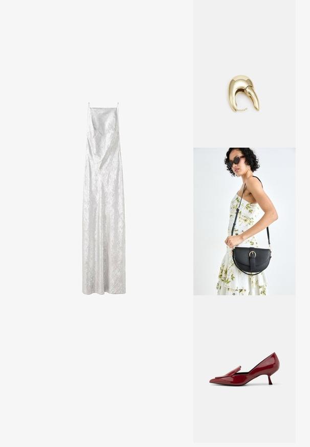 Abito lungo senza maniche in tessuto bianco brillante, caratterizzato da una scollatura a V e da una forma elegante e fluida con una sottile trama e senza motivi visibili.; Scarpe con tacco in pelle verniciata rossa, con punta affilata, design slip-on e tacco a stiletto basso. Texture liscia con una silhouette elegante.; Borsa a tracolla nera in pelle con una forma curva, manico rimovibile e accessori dorati. La borsa presenta una patta con un dettaglio a fibbia.; Orecchino in metallo color oro con un design elegante e curvo. Presenta una forma appuntita distintiva, superficie lucida e chiusura a cerniera.