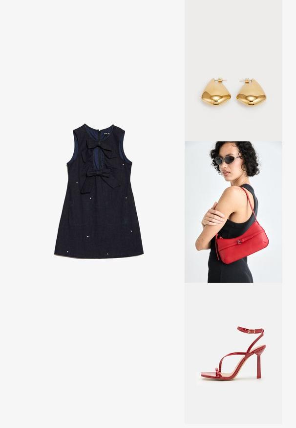 Marineblauwe denim jurk met een mouwloos ontwerp, twee grote strikken aan de voorkant en decoratieve witte stippen. Voorzien van een ritssluiting aan de achterkant.; ALDO SCINTILLA - Sandalen met hoge hak - red; Rode leren schoudertas met een gladde textuur, gebogen ontwerp en een decoratieve sluiting. Verstelbare schouderband en ritssluiting.; Goudkleurige metalen oorbellen met een glad, afgerond driehoekig ontwerp en een post-back sluiting; reflecterend oppervlak met minimale details.