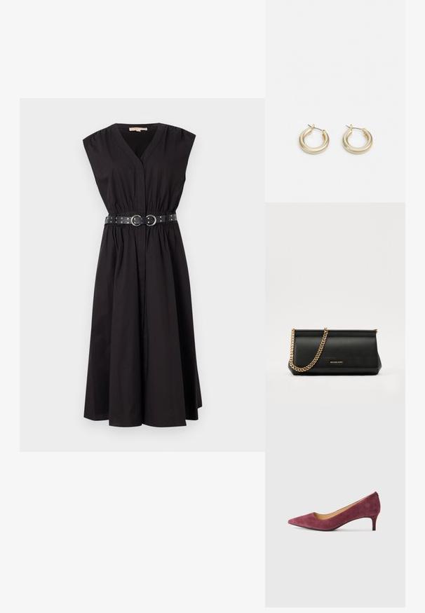 Vestido preto sem mangas com decote em V, cintura ajustada e um largo cinto na cintura com tachas prateadas. Saia em A com efeito evasê.; Sapato de salto alto em camurça borgonha, com biqueira ponta fina, salto baixo e forro interior suave. Exterior texturizado e design elegante e clássico.; Mala de mão de couro preta com uma alça de corrente dourada, apresentando uma textura suave, forma retangular e uma marca gravada na parte da frente.; Lauren Ralph Lauren BASIC SMALL HOOP - Brincos - gold-coloured