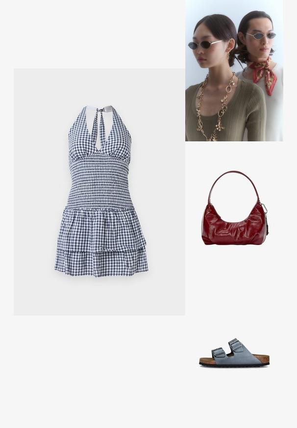 Robe d'été à imprimé vichy en bleu marine et blanc, avec un corsage ajusté, un col halter, un dos nu et un ourlet à volants en couches.; Sandales à deux lanières en cuir bleu doux avec une semelle en liège et une semelle extérieure en caoutchouc noir. Caractéristiques des boucles en argent brillant sur chaque lanière.; Des lunettes de soleil rondes avec des verres foncés et des montures argentées fines. Une personne porte un collier en chaîne doré, tandis qu'une autre a un foulard à motifs rouges.; Sac à épaule bordeaux fabriqué en matériau brillant, avec une forme courbée et une texture froncée. Il possède une courte anse et une fermeture éclair visible.