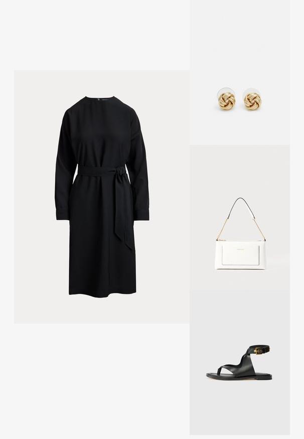 Vestido preto de mangas longas com gola alta, cintura ajustada e silhueta reta. Feito de tecido liso, com fecho de botão nas costas.; Sandal de couro preto com um design elegante, bico aberto e tira ajustável no tornozelo com detalhe em metal dourado. Sola plana.; Bolsa de mão branca em couro com acabamento texturizado, featuring a corrente dourada e detalhes pretos. Inclui um bolso frontal e fecho com zipper.; Brincos de pressão em tom dourado com um design torcido. Cada brinco possui uma base circular transparente para um uso seguro.
