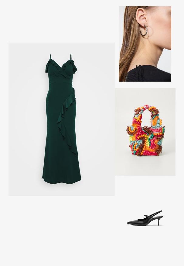 Smaragdgrønn kjole med skulderstropper, volang rundt halsen og en kaskade av volanger langs siden. Laget av glatt stoff, kroppsnær design.; Svarte lær slingback hæler med spiss tå, slank justerbar rem og ca. 5 cm stilettohæl, glatt tekstur.; Perlehåndveske med livlige farger: rosa, oransje, blå og brun. Strukturerte overflater med sirkulære perler og organiske former, solide håndtak.; Sølv ringøredob med en polert finish, med små gull detaljer og en rund form, båret på øreflippen.