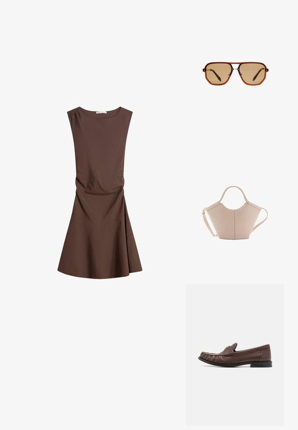 Ärmelloses, braunes, knielanges Kleid mit Rundhalsausschnitt und leichtem seitlichem Raffungen, ausgestellter Rock auf weißem Hintergrund.; COACH JOLENE LOAFER - Slipper - maple; Braune achteckige Sonnenbrille mit einem transparenten, bernsteinfarbenen Rahmen und braun getönten Gläsern. Verfügt über eine Metallverzierung am Steg und schlanke Bügel.; Beige Lederhandtasche mit einer einzigartigen Form, die zwei kurze Henkel und einen langen verstellbaren Riemen aufweist. Glatte Textur mit minimalen Hardware-Elementen.