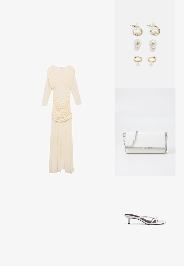 Langes elfenbeinfarbenes Kleid mit langen Ärmeln, das mit drapiertem Stoff um den Oberkörper, einem fließenden Rock und einer glatten Textur ausgestattet ist.; Silberne Sandalen mit hohen Absätzen, einem kreuzenden Riemen-Design, einer glatten Textur und einer spitzen Zehenform. Der Absatz ist etwa fünf Zentimeter hoch.; MICHAEL Michael Kors MONA - Umhängetasche - optic white; Goldfarbene Ohrringe mit kreisförmigen Designs, ausgestattet mit Perlen und einem Kristallakzent. Enthält Stecker- und Creolenstile mit transparenten Rückseiten.