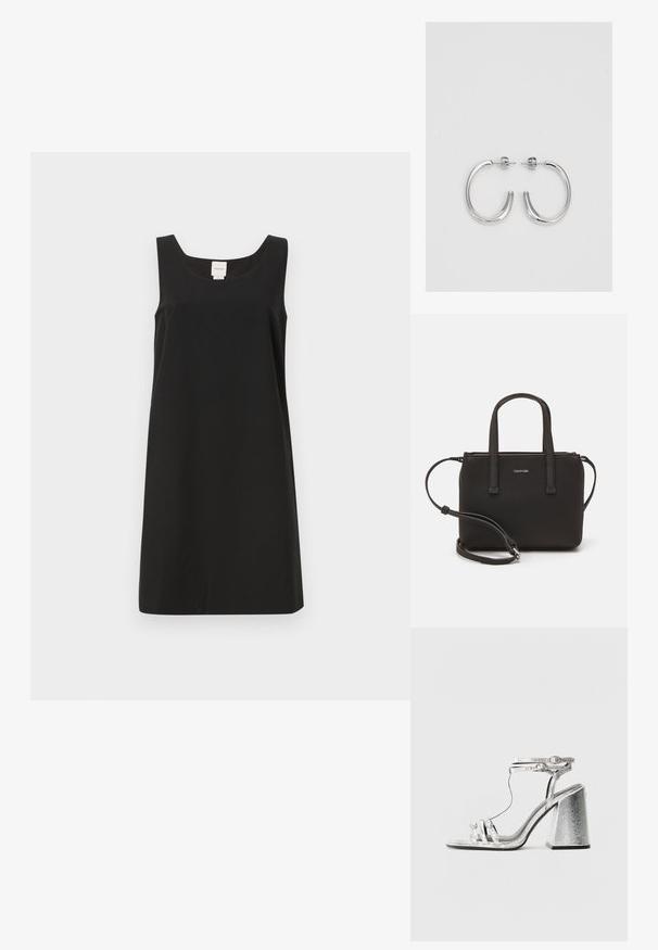 Črna brezrokavna obleka s kvadratnim izrezom in ravnim krojem, izdelana iz mehke tkanine. Ima minimalističen dizajn brez vidnih kovinskih delov.; Srebrna sandala na blok peti s tankimi trakovi in zaponko okoli gležnja. Material ima metalni finiš z teksturiranim videzom.; Črna torbica z dvema kratkima ročajema in odstranljivim naramnim trakom. Gladek usnju podoben material z zadrgo in podrobnostmi z logotipom.; Srebrne obročaste uhane z gladko, sijočo površino. Zaobljena oblika, lahka zasnova, z zapiranjem na zatič.