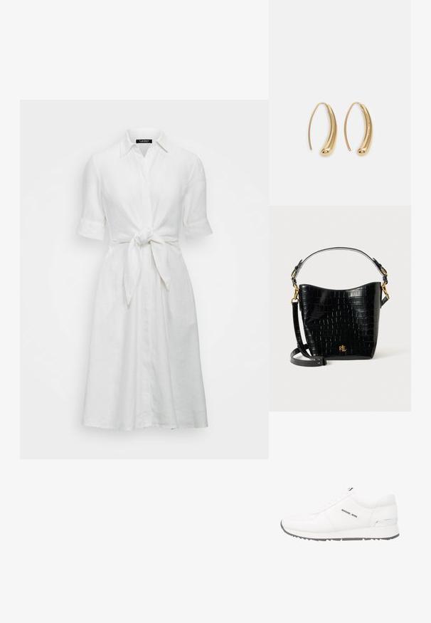 Bílá lněná košilová šaty s krátkými rukávy, s knoflíkovým zapínáním vpředu a detailem zavázaného pasu, s jemnou texturou a klasickým límečkem.; Bílé kožené tenisky se hladkým povrchem, šedou gumovou podrážkou, sedmi očky a stříbrným zdobením na patě. Logo umístěné na boku.; Černá kožená taška s krokodýlím vzorem, zakřiveného tvaru, se zlatými kovovými akcenty, nastavitelným popruhem a logem na přední straně.; Náušnice ve tvaru kruhu z pozlaceného kovu s vroubkovaným, prodlouženým tvarem. Mají hladký, lesklý povrch a zaoblený konec pro zvýraznění detailu.